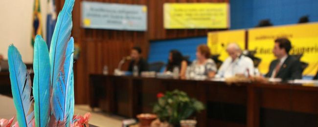 Levantamento preliminar da UEMS mostra que evasão gira em torno de 40%. Levantamento preliminar da UEMS mostra que evasão gira em torno de 40%.