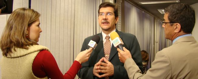 Pedro Kemp cobra legislação que trate da emancipação de novos municípios