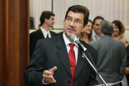 Kemp questiona inclusão de serviços essenciais no projeto de parcerias do Estado com a iniciativa privada