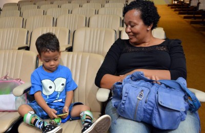 Kemp cobra da Prefeitura atendimento em escola a menino com problemas de saúde