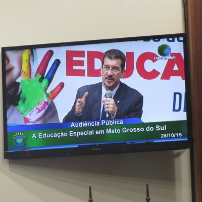 Kemp defende concurso específico para regularizar situação de professores convocados da Educação Especial