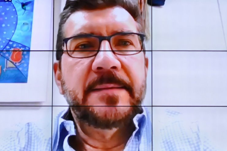 Pedro Kemp cobra do Governo que professores convocados tenham direito à licença paternidade
