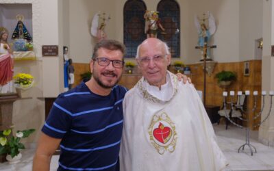 Pe. Júlio Lancellotti é inspiração para um mundo melhor, diz Kemp após encontro com sacerdote
