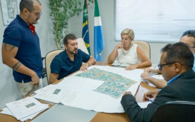 Coxim: Kemp e vereador Abilio reúnem-se com técnicos da Agehab para a regularização do Bairro Piracema