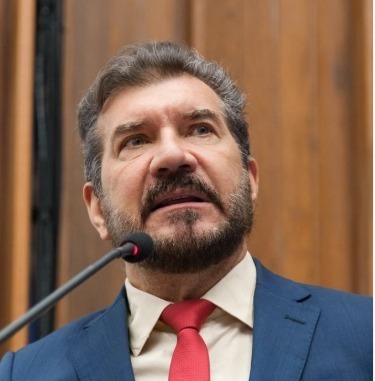 Kemp rebate Luciano Huck com dados de IDH e destaca papel dos programas sociais na redução da desigualdade