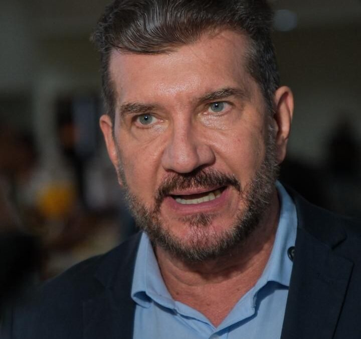 Pedro Kemp defende PEC da Segurança e aponta escuridão e buracos como reflexos do abandono em Campo Grande